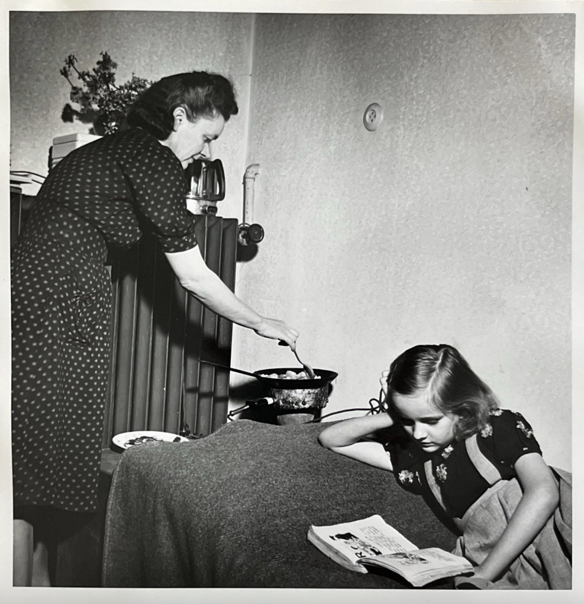 Child Reading a Book Child Reading a Book